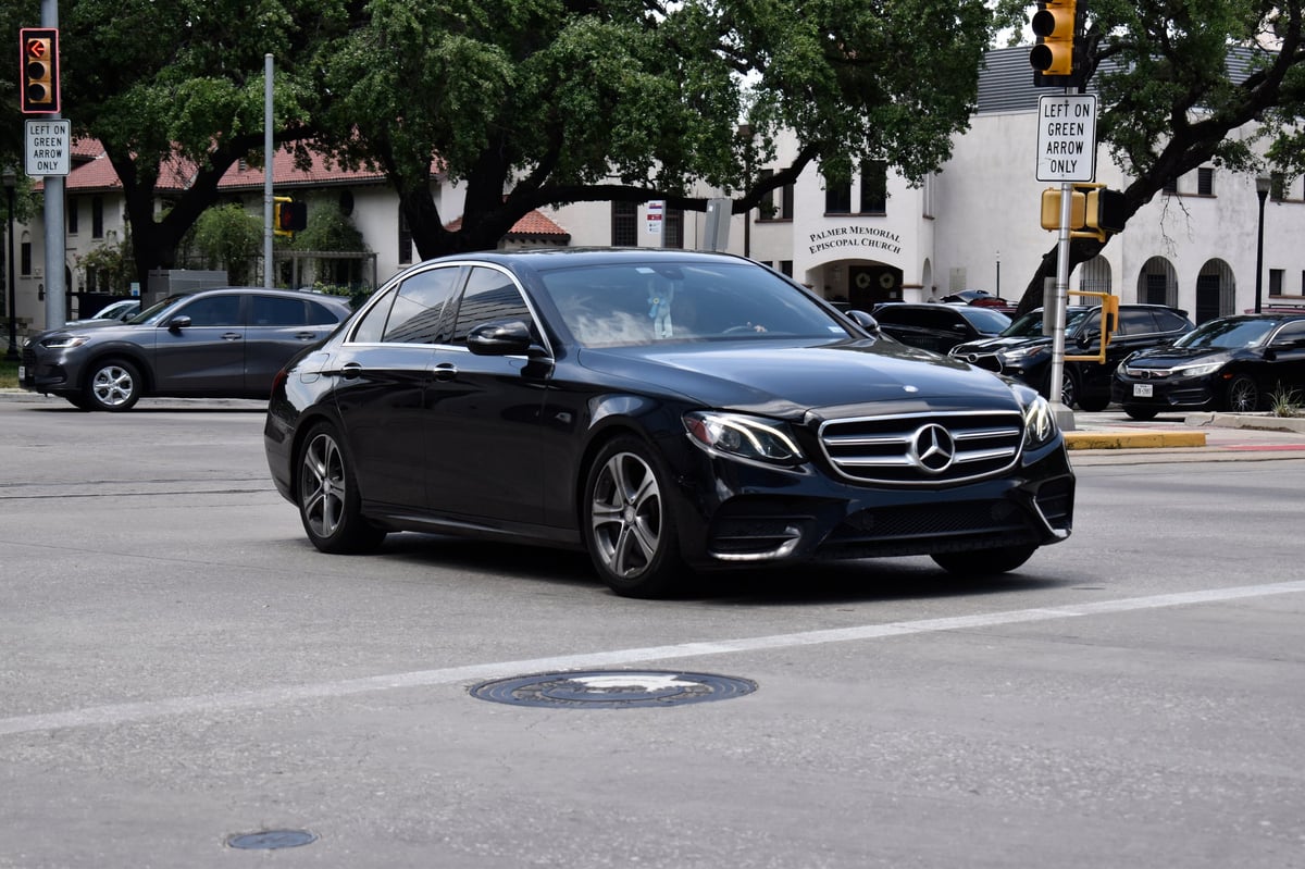 2026 Mercedes-Benz S-Class S580 luxury sedan